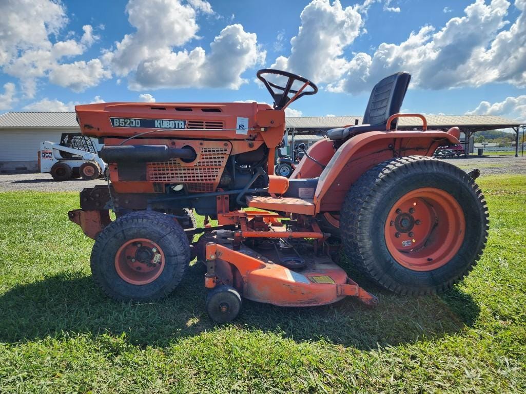 Main image Kubota B5200