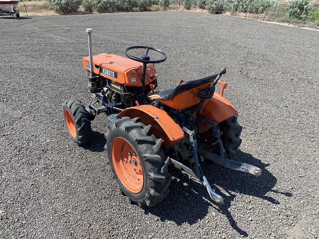 Image of Kubota B6000 equipment image 2