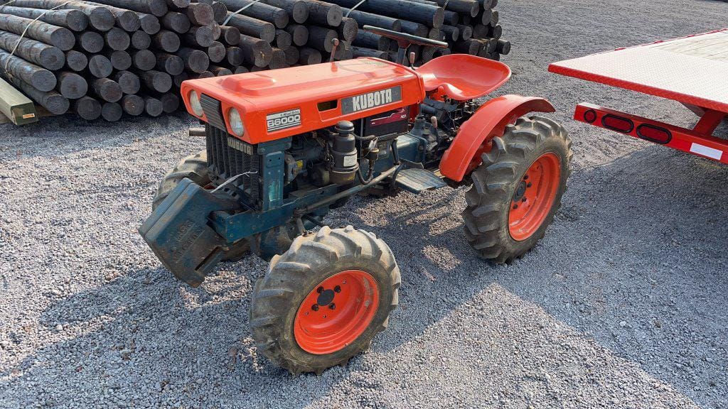 Main image Kubota B6000