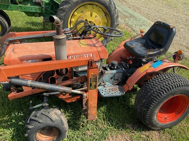 Image of Kubota B6100 equipment image 3