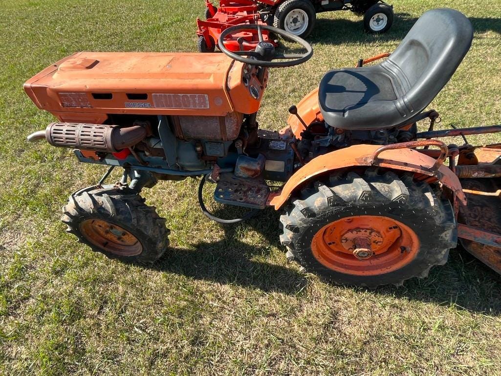 Main image Kubota B6100