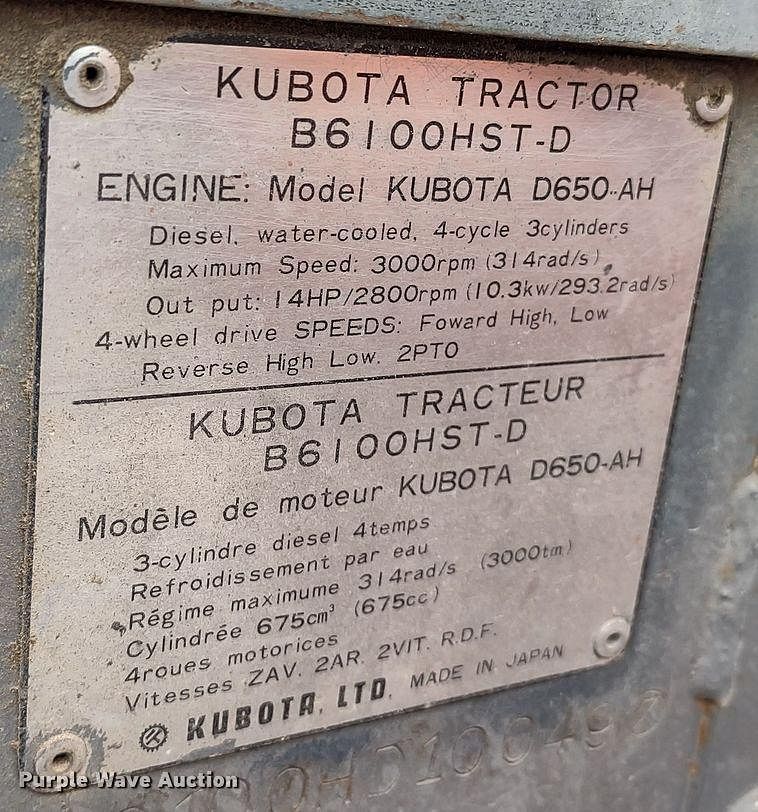 Tractor Zoom - Kubota B6100HST