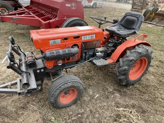 Image of Kubota B6100E equipment image 2