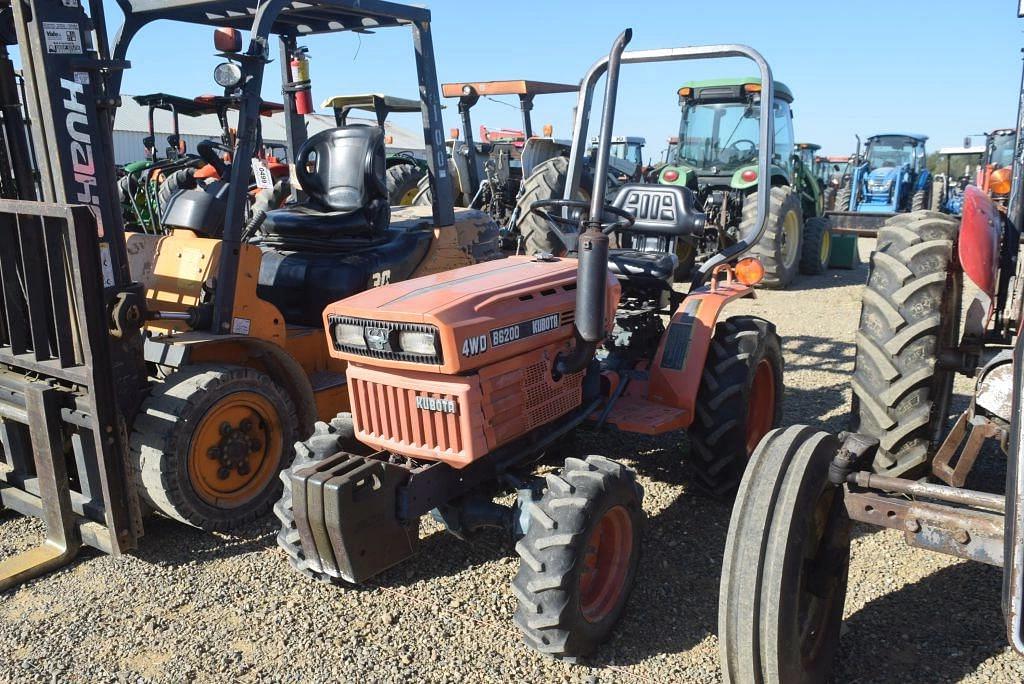 Image of Kubota B6200 Primary image