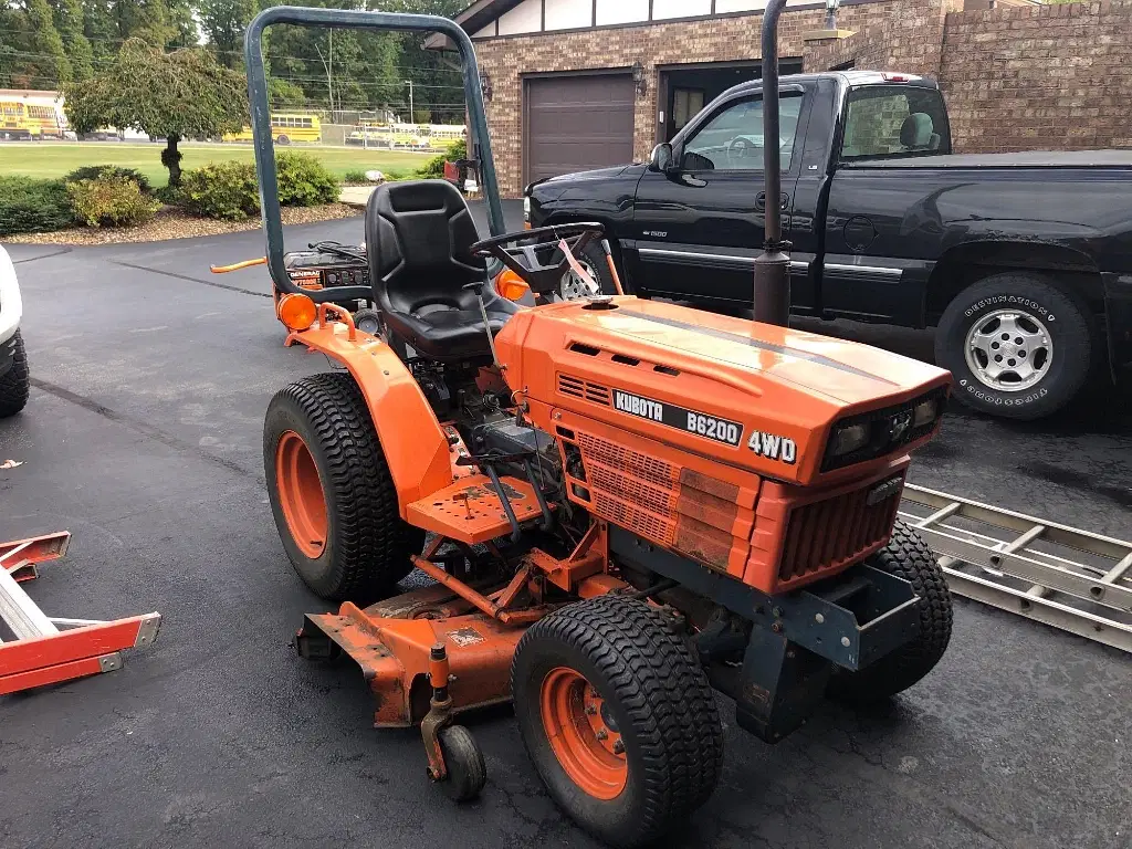 SOLD - Kubota B6200 Tractors Less Than 40 HP | Tractor Zoom