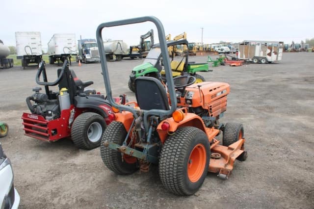 Image of Kubota B6200 equipment image 2