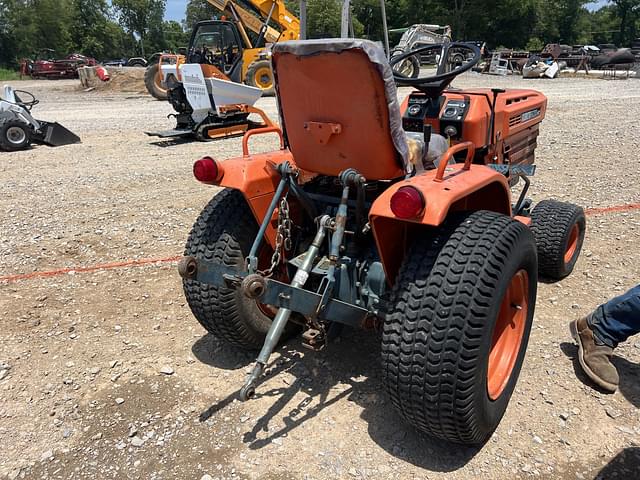 Image of Kubota B6200 equipment image 3