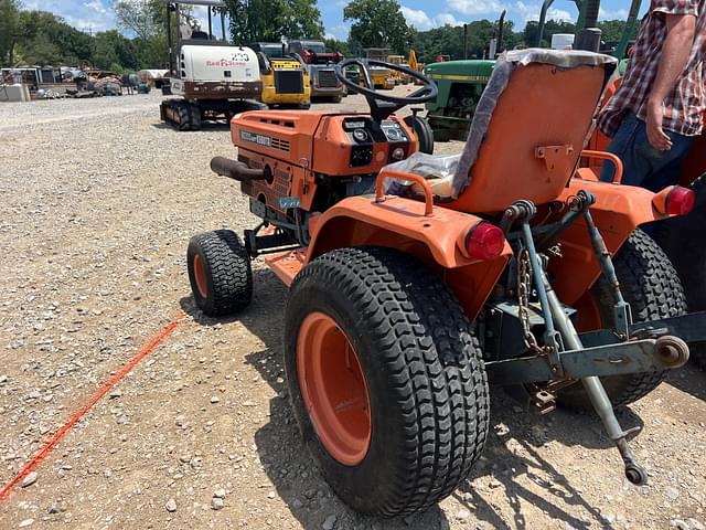 Image of Kubota B6200 equipment image 1