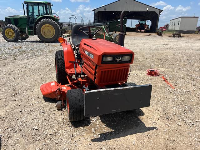 Image of Kubota B6200 equipment image 4