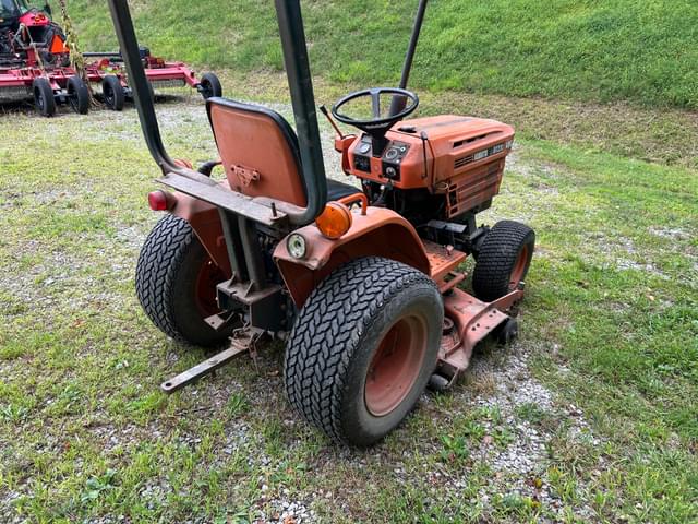 Image of Kubota B6200 equipment image 4