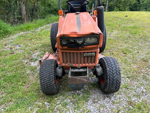 Image of Kubota B6200 equipment image 2
