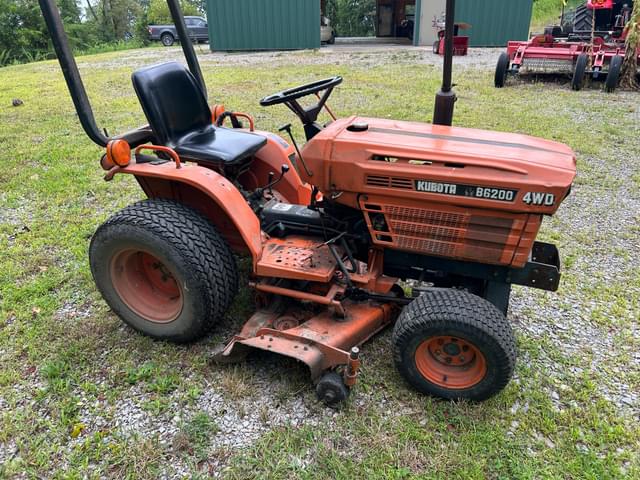 Image of Kubota B6200 equipment image 3