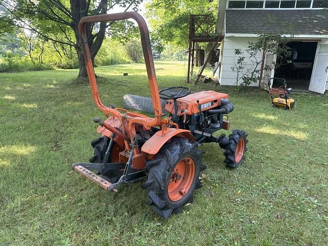 Image of Kubota B7000 equipment image 2