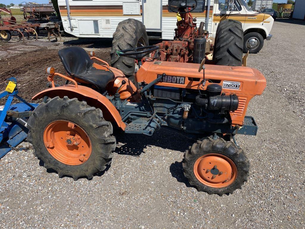 Image of Kubota B7001 Primary image