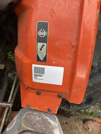 Image of Kubota B7100 equipment image 4