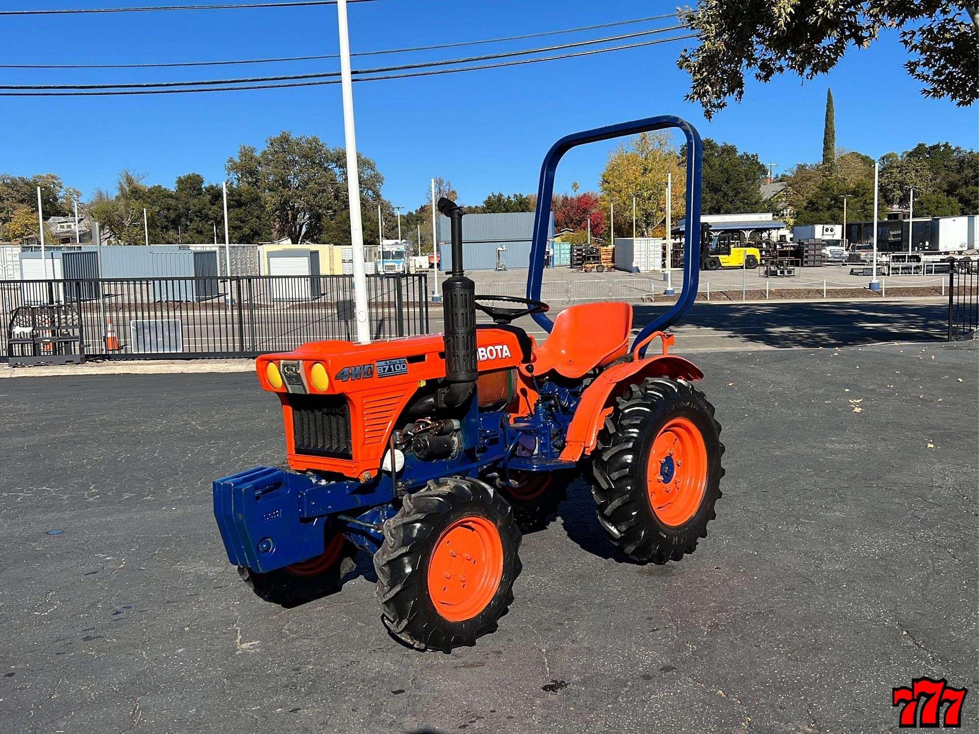 Main image Kubota B7100