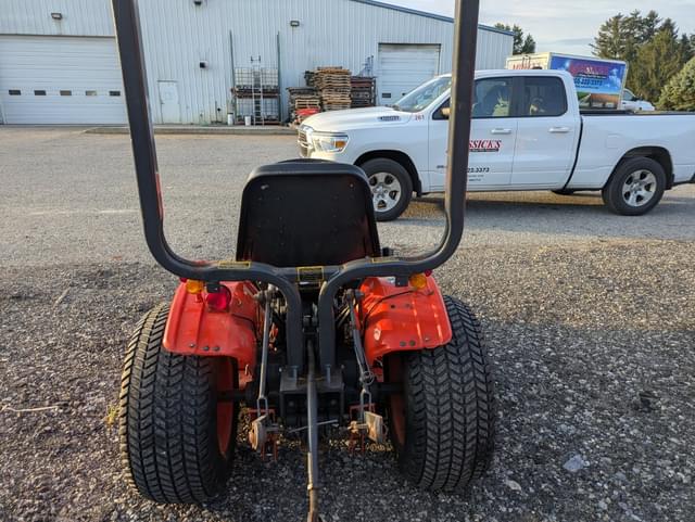 Image of Kubota B7100HST equipment image 2