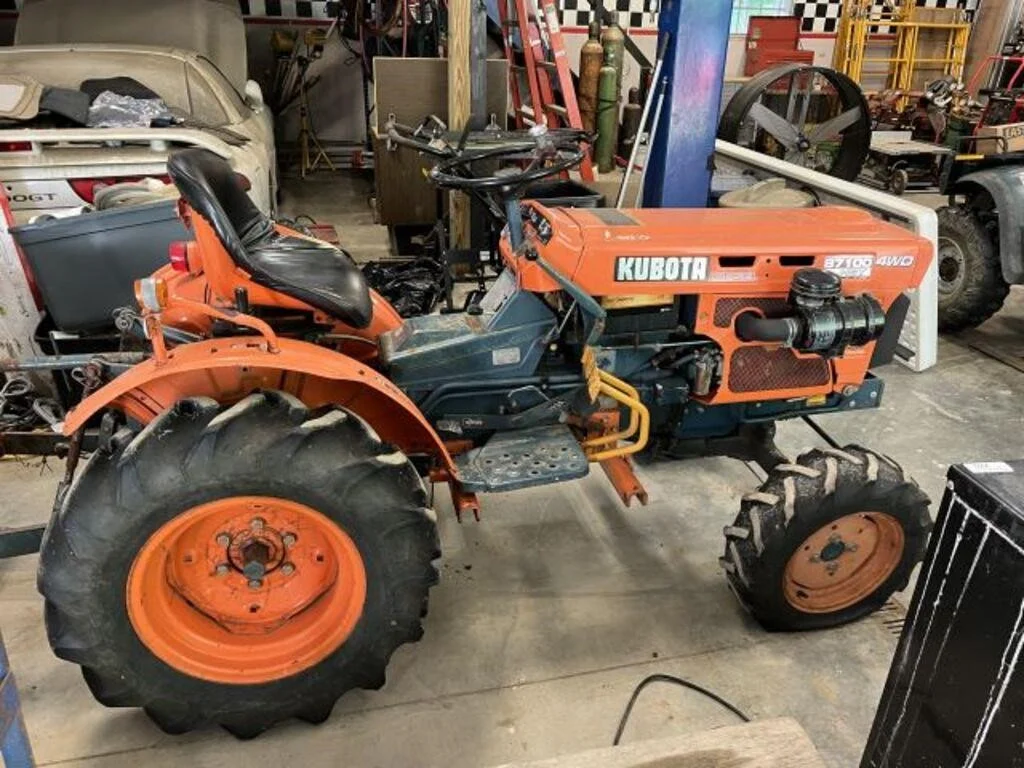 Kubota B7100HST Tractors Less than 40 HP for Sale Tractor Zoom