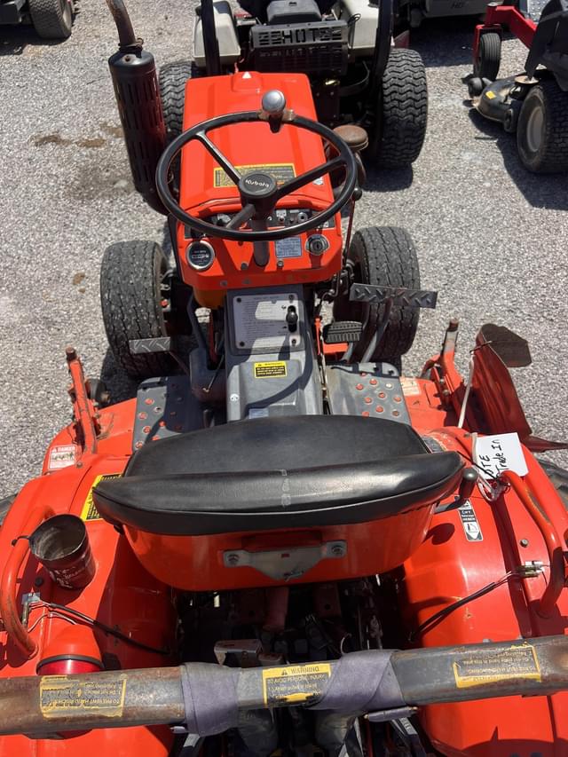 Image of Kubota B7100HST equipment image 3