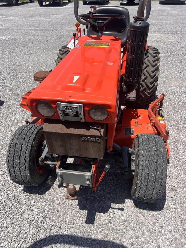 Image of Kubota B7100HST equipment image 1