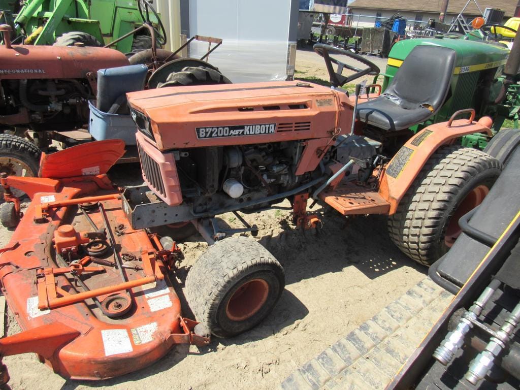 Main image Kubota B7200
