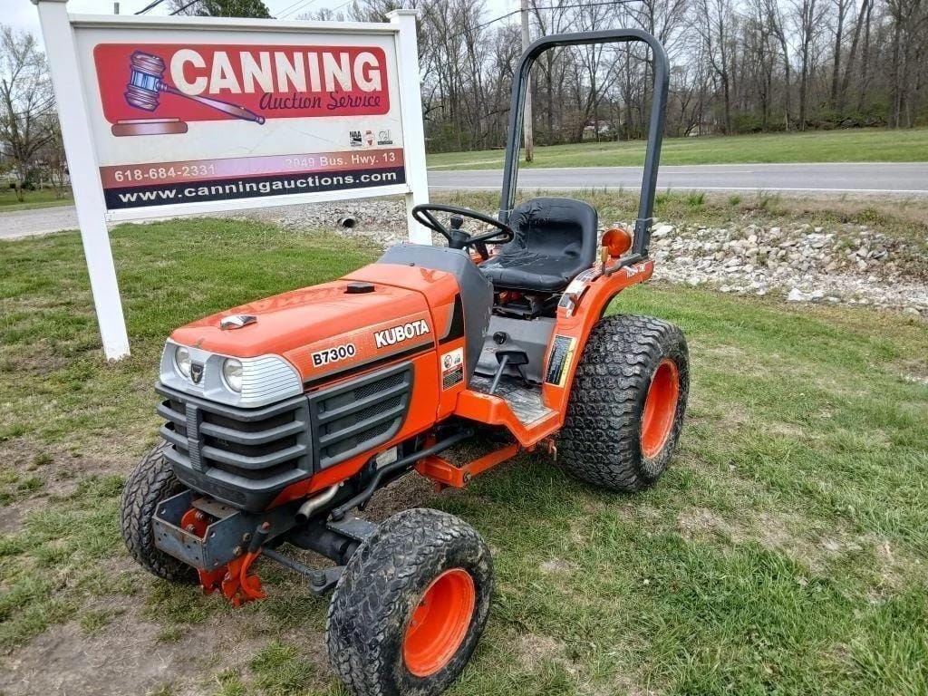 Kubota B7300 Equipment Image0
