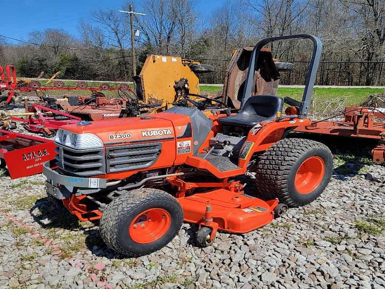 SOLD - Kubota B7300 Tractors Less than 40 HP | Tractor Zoom