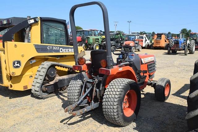 Image of Kubota B7300 equipment image 2