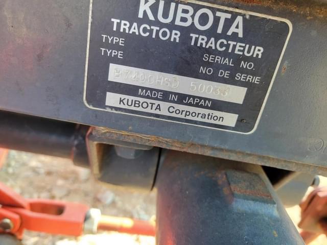 Image of Kubota B7400 equipment image 4
