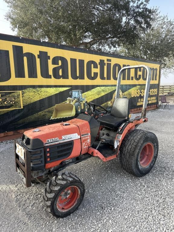 Image of Kubota B7500 Primary image
