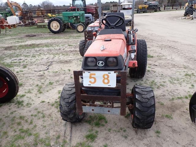 Image of Kubota B7500 equipment image 1