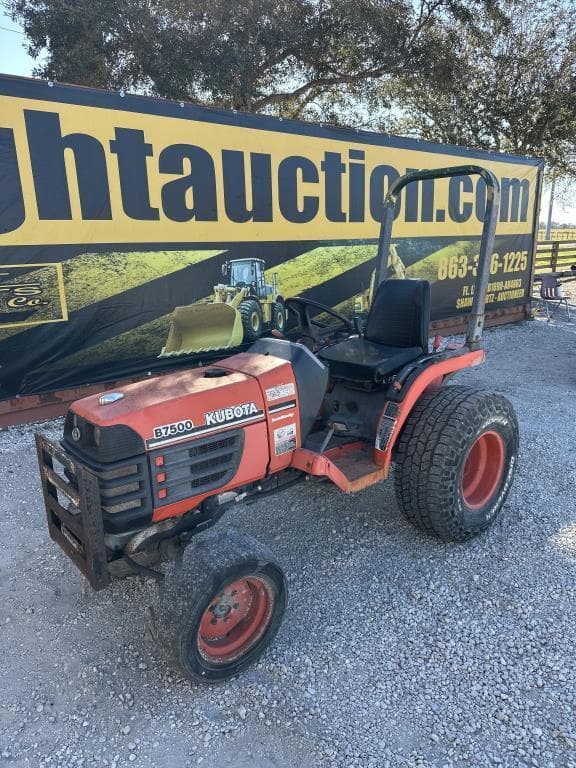 Image of Kubota B7500 Primary image
