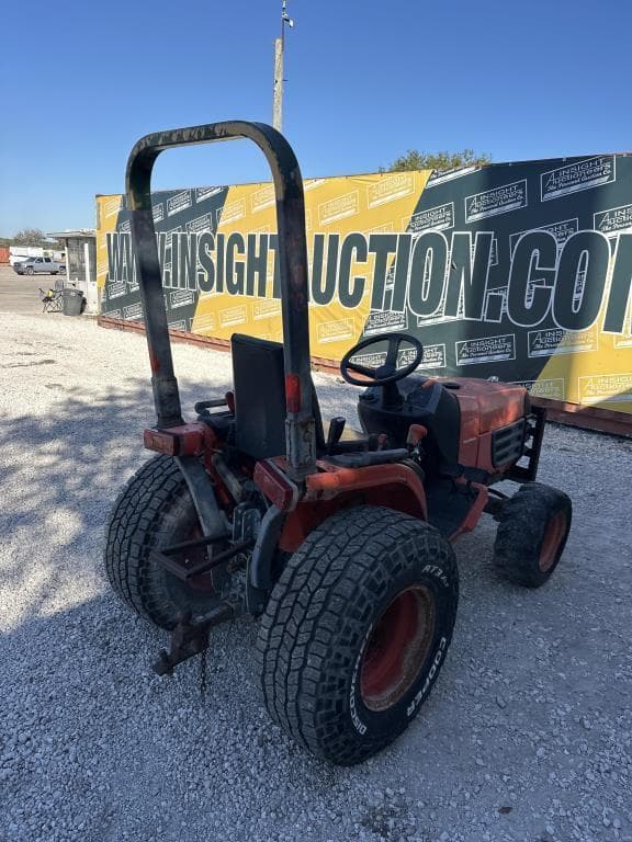 Image of Kubota B7500 equipment image 3