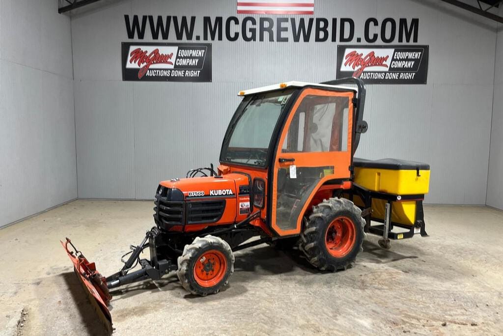Main image Kubota B7500