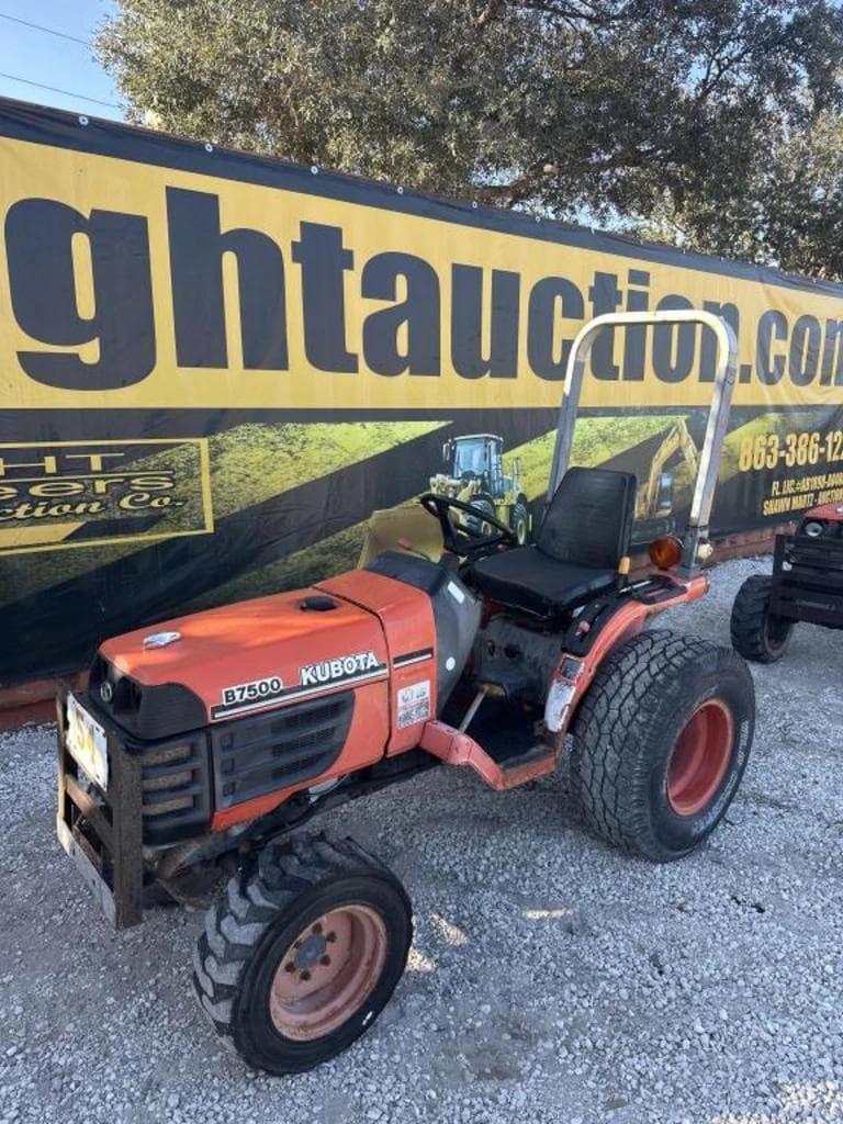 Image of Kubota B7500 Primary image