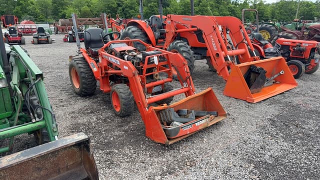 Image of Kubota B7500 equipment image 2