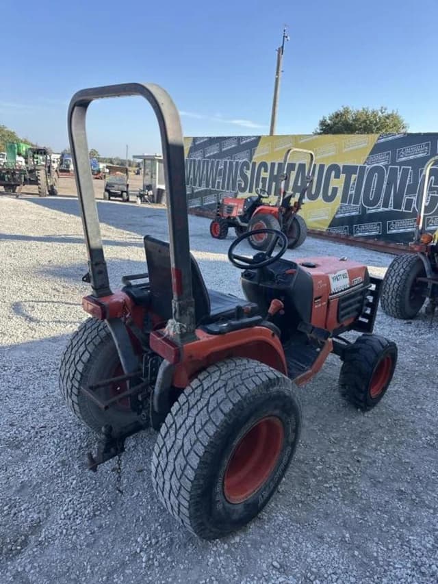 Image of Kubota B7500 equipment image 3