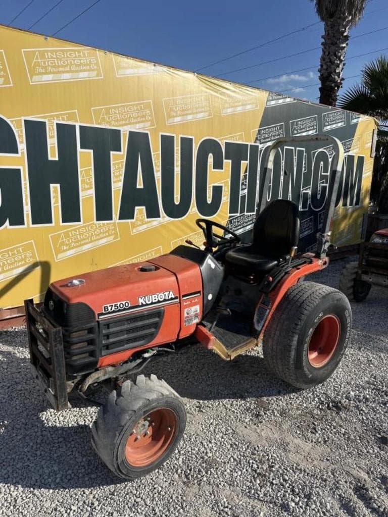 Image of Kubota B7500 Primary image
