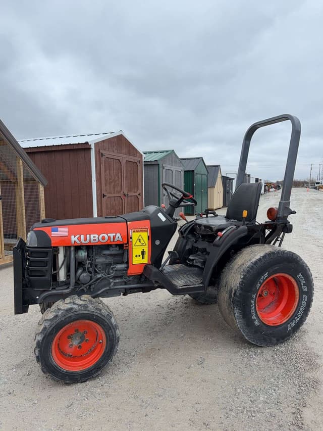 Image of Kubota B7500 equipment image 1