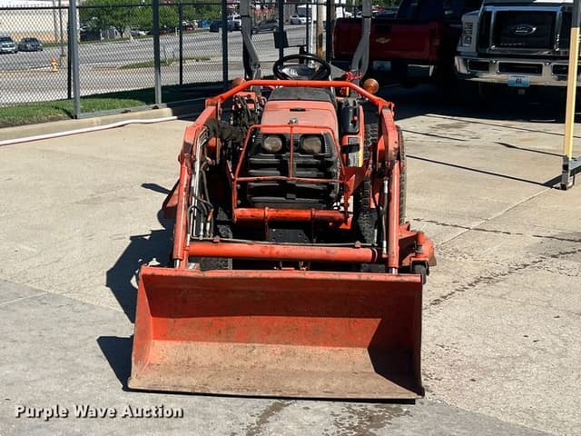 Image of Kubota B7500 equipment image 1