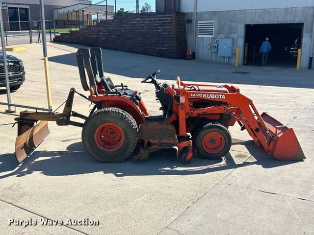 Image of Kubota B7500 equipment image 3