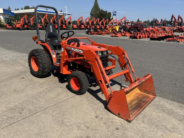 Image of Kubota B7500 equipment image 3
