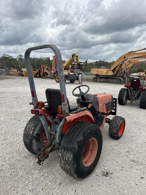 Image of Kubota B7510 equipment image 3