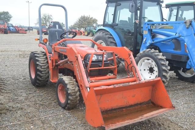 Image of Kubota B7510 equipment image 3