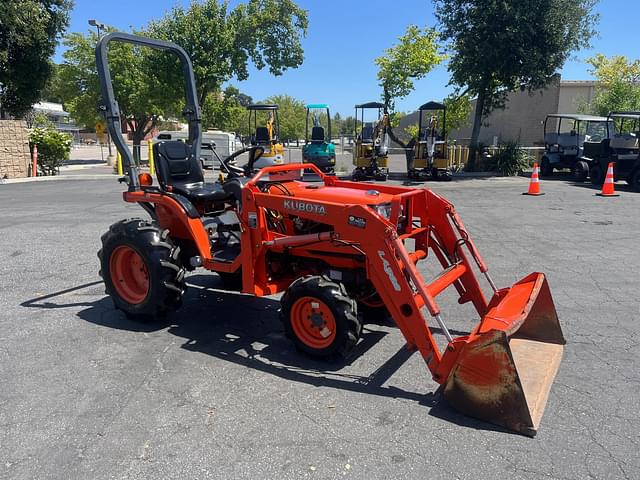 Image of Kubota B7510 equipment image 4