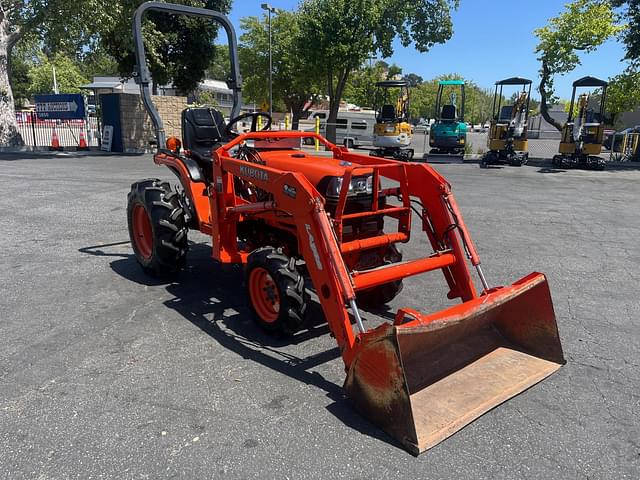 Image of Kubota B7510 equipment image 3