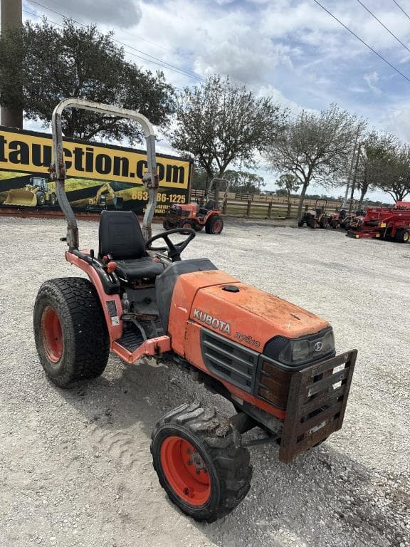 Image of Kubota B7510 equipment image 4
