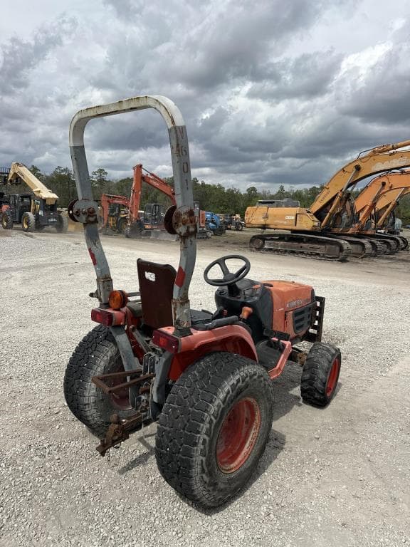 Image of Kubota B7510 equipment image 3