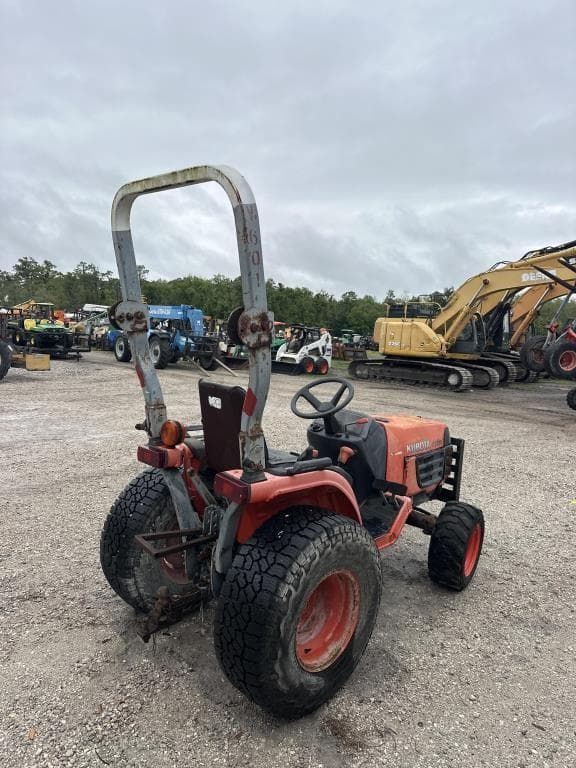 Image of Kubota B7510 equipment image 3