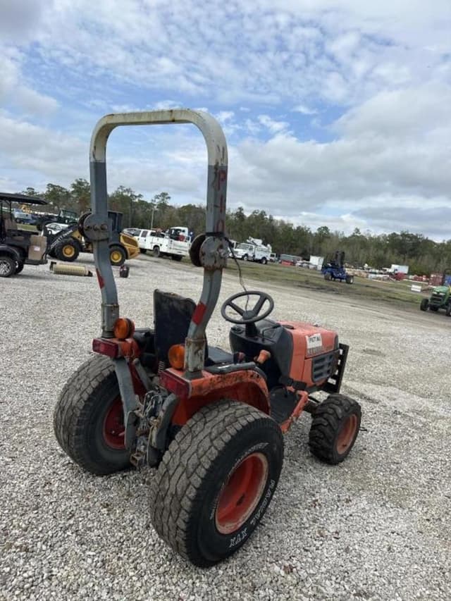 Image of Kubota B7510 equipment image 3